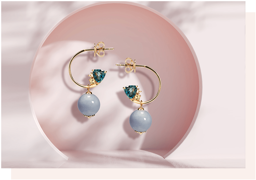 Whitejade earring with blue gemstones